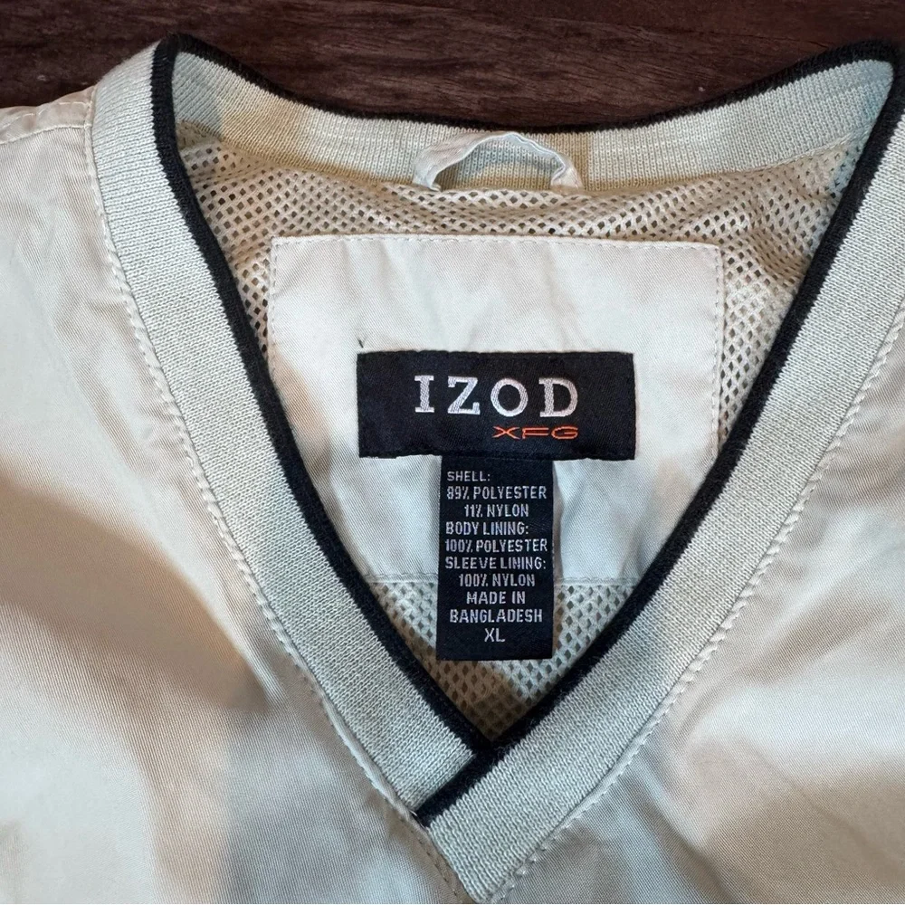 Izod XFG Off-White V-Neck Windbreaker, Zip Pockets,‎ Size XL